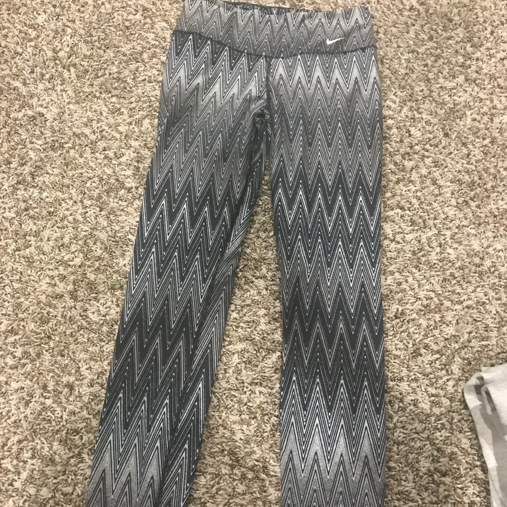 Nike dri fit leggings